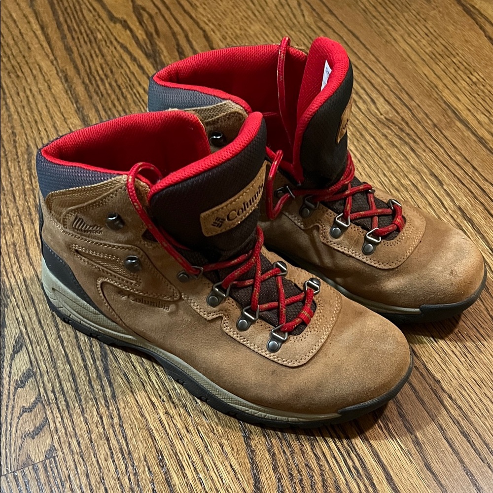Columbia Tan and Red Hiking Boots
